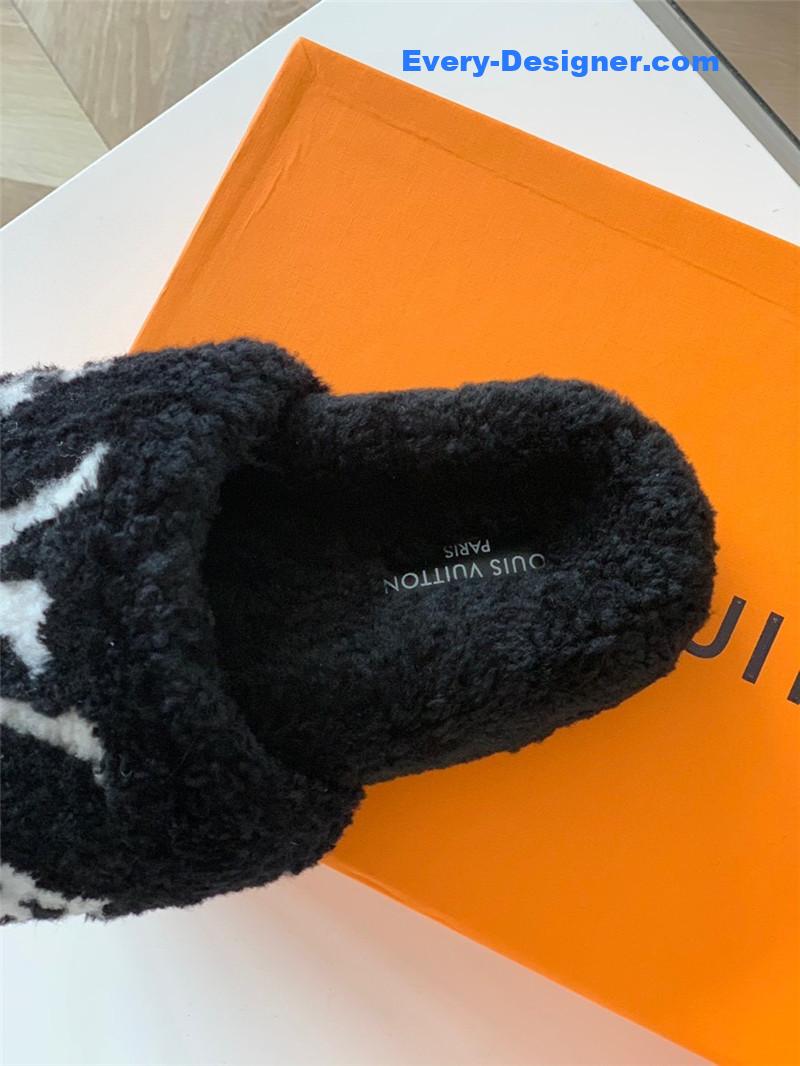 l0vis Vvtt0n lv new sheepskin wool slippers