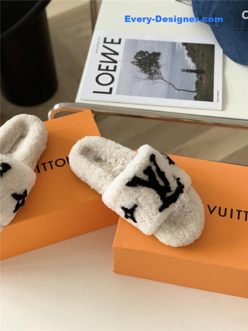 l0vis Vvtt0n lv new sheepskin wool slippers