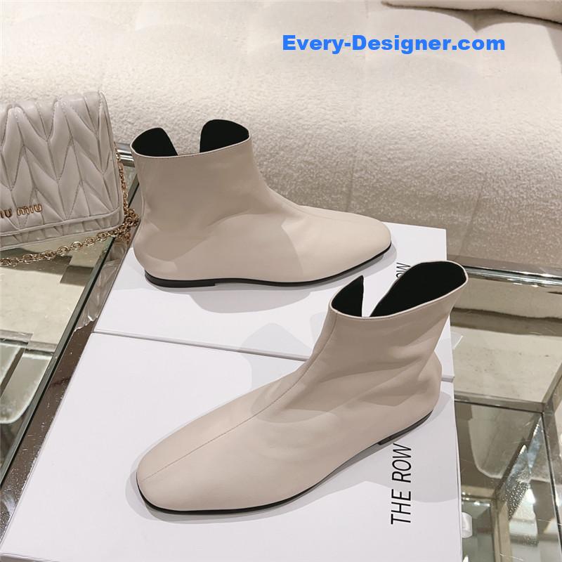 The R0w autumn and winter new flat boots