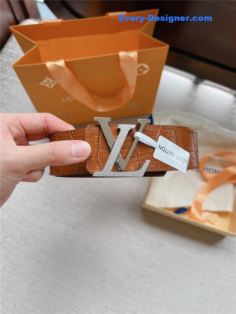 l0vis Vvtt0n lv classic belt