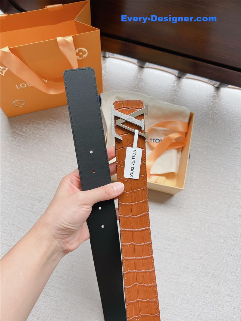 l0vis Vvtt0n lv classic belt