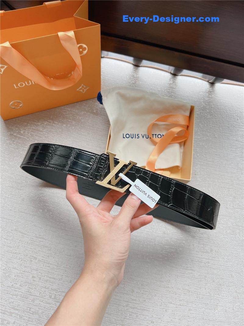 louis vuitton LV classic belt