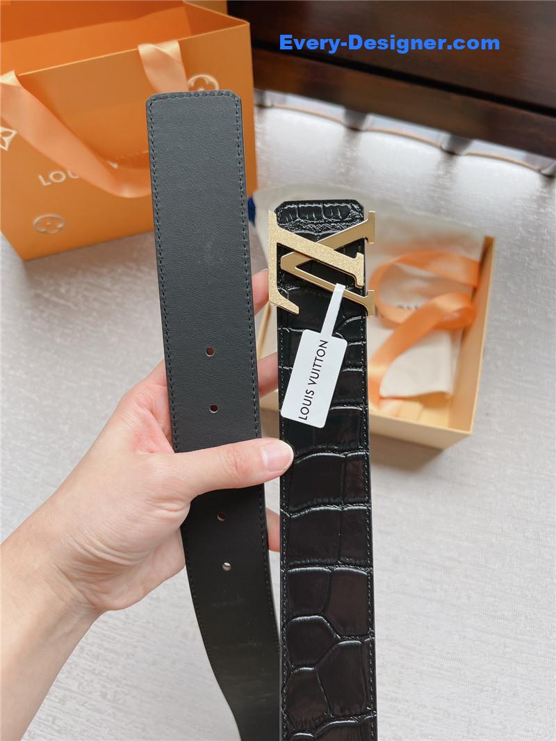 l0vis Vvtt0n lv classic belt