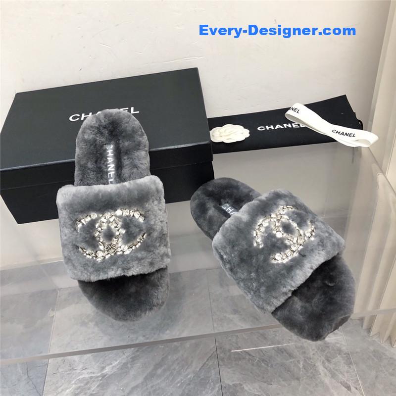 CC fur slippers