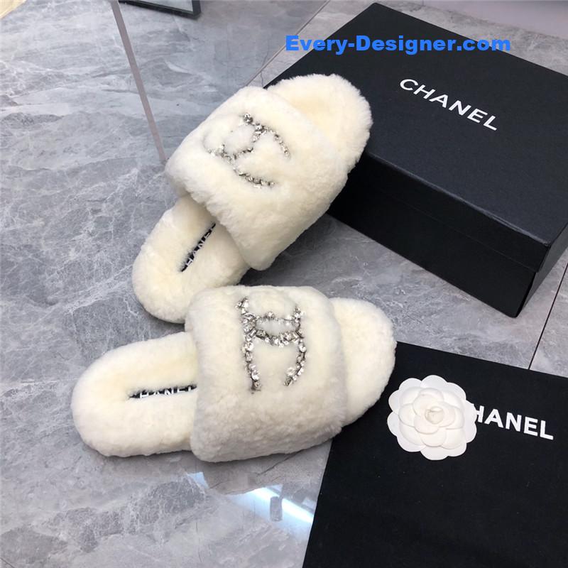 CC fur slippers
