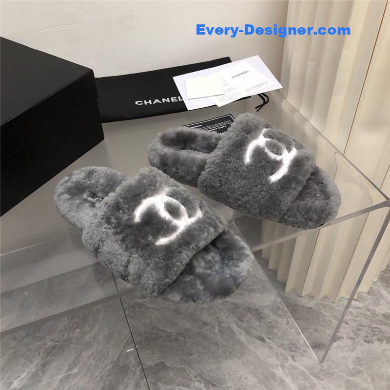 CC fur slippers