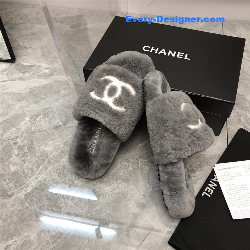 CC fur slippers