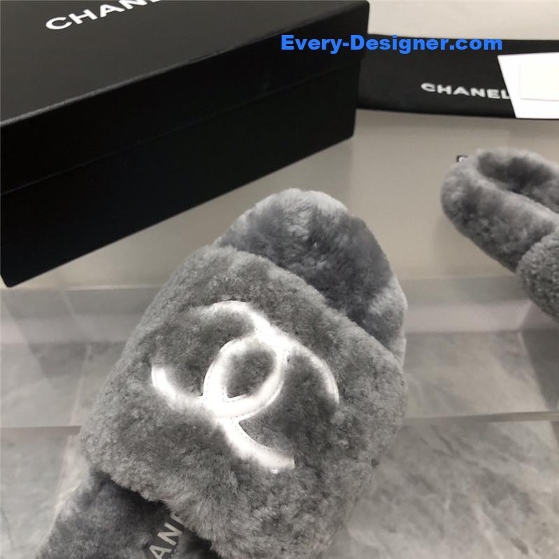 CC fur slippers
