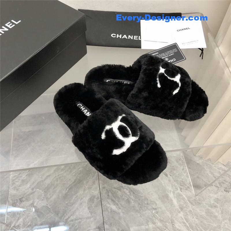 CC fur slippers
