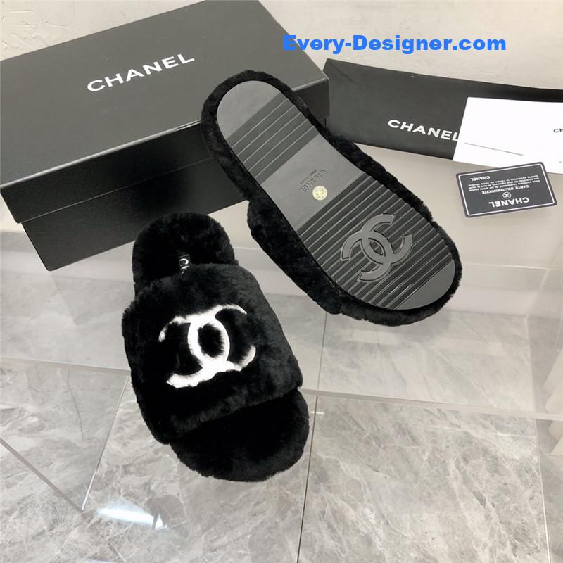 CC fur slippers