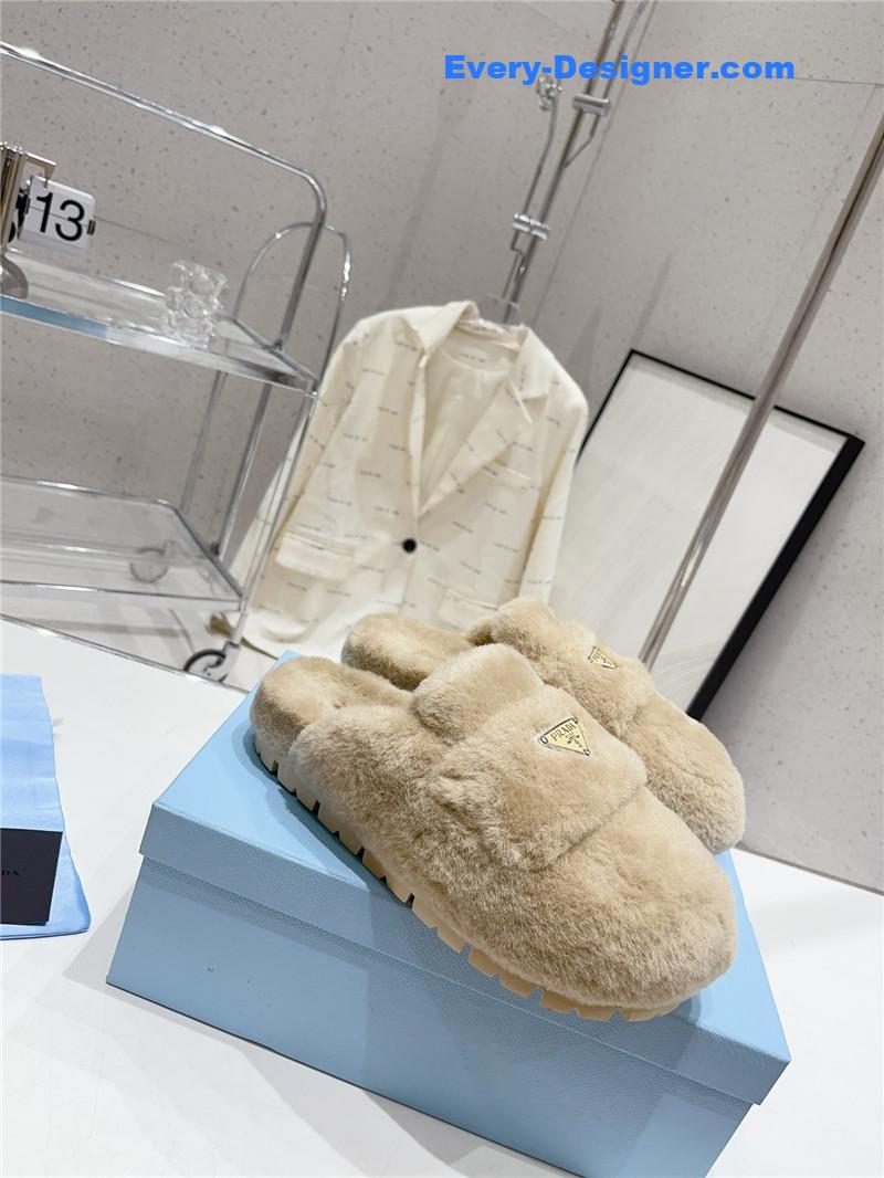 Pra*a autumn winter fur slippers