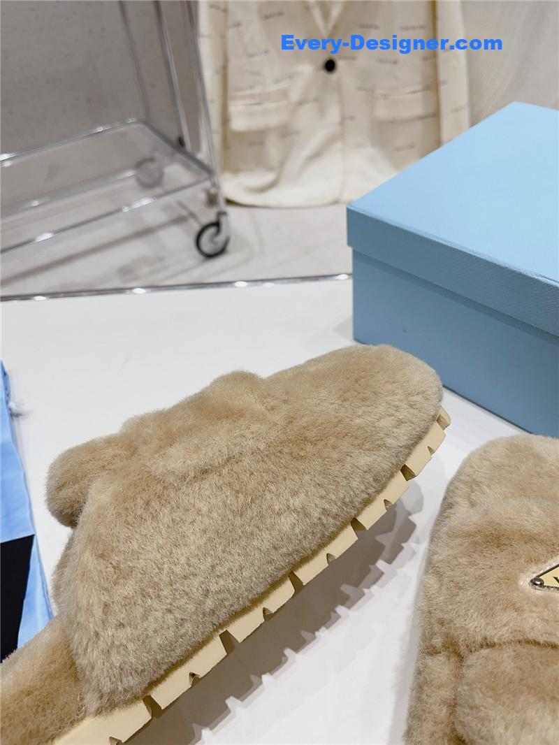 Pra*a autumn winter fur slippers