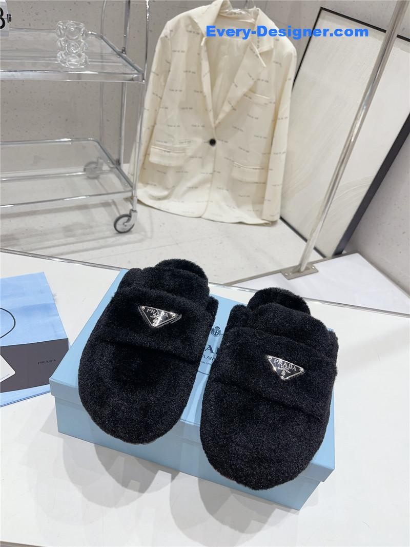 Pra*a autumn winter fur slippers