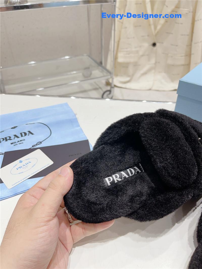 Pra*a autumn winter fur slippers