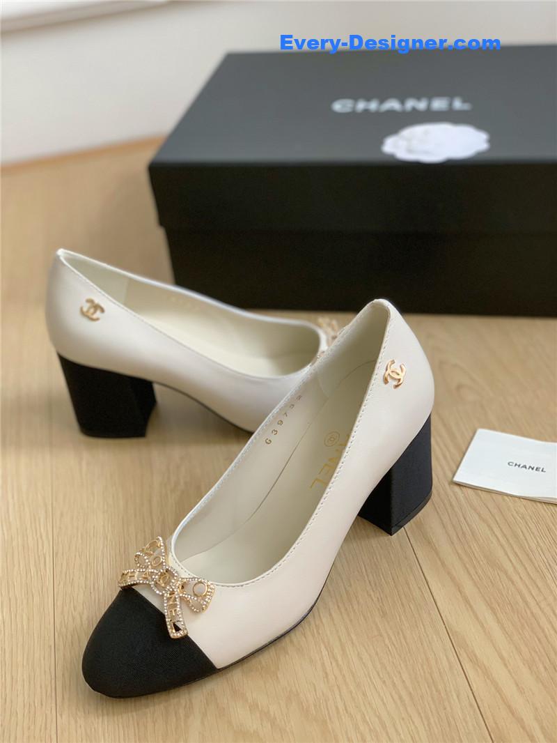 cc double c butterfly D1am0nd buckle shoes