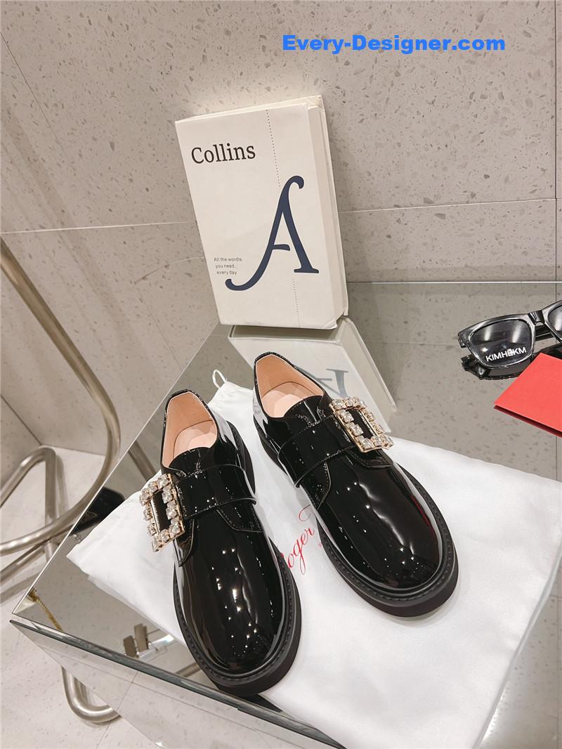 Roger vivier metal buckle derby shoes