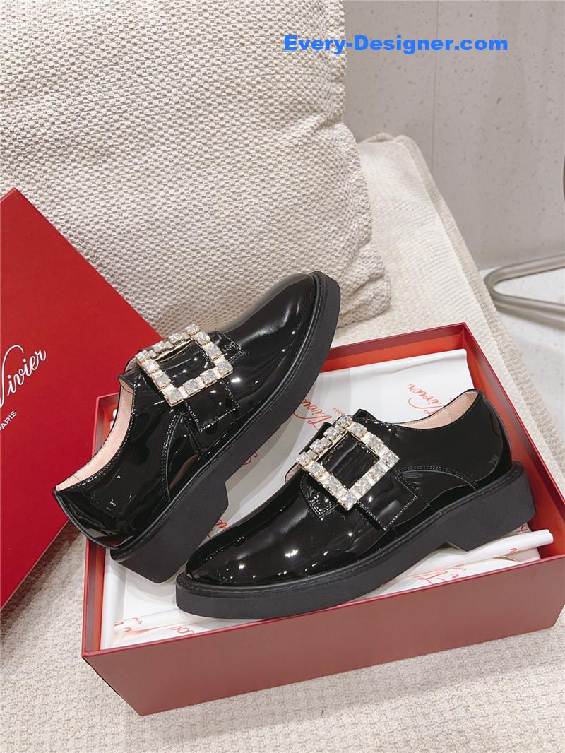 Roger vivier metal buckle derby shoes