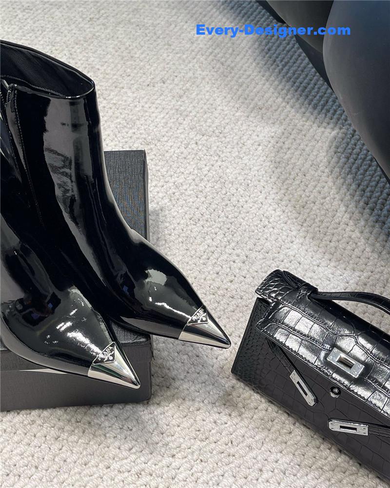 Pra*a catwalk catwalk series leather boots