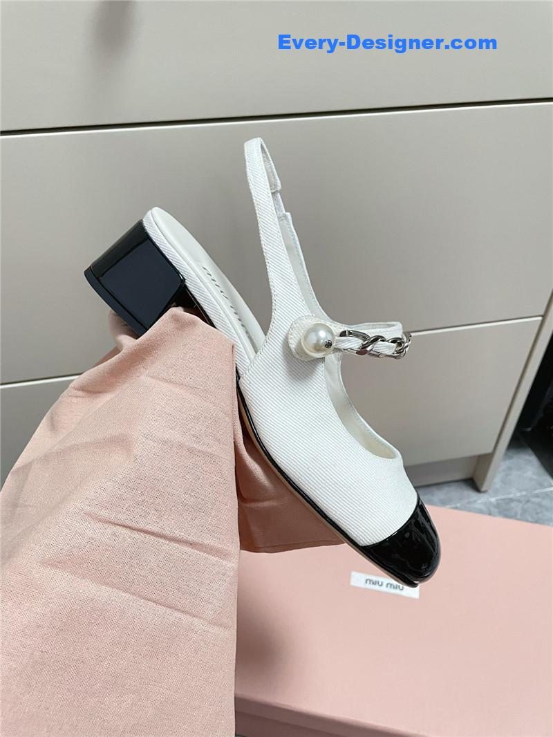 M1um1u chunky heel chain pearl pearl mary jane shoes