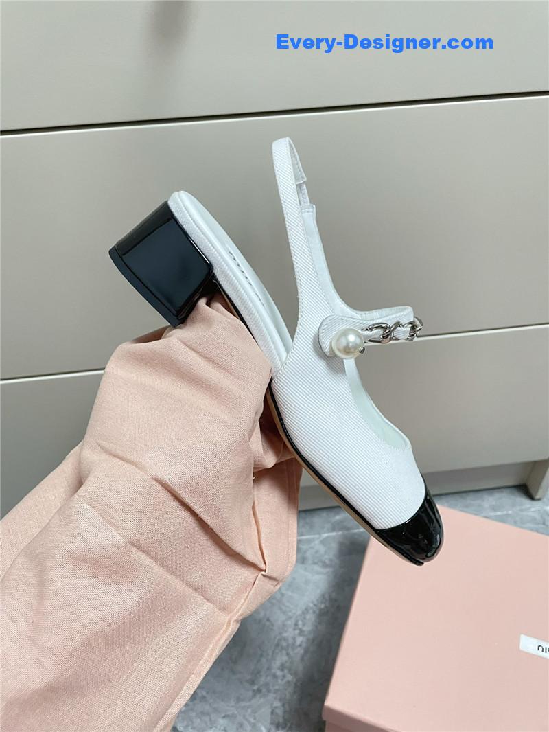 M1um1u chunky heel chain pearl pearl mary jane shoes