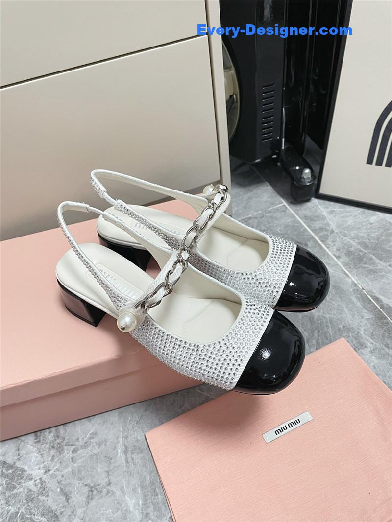 M1um1u chunky heel chain pearl pearl mary jane shoes