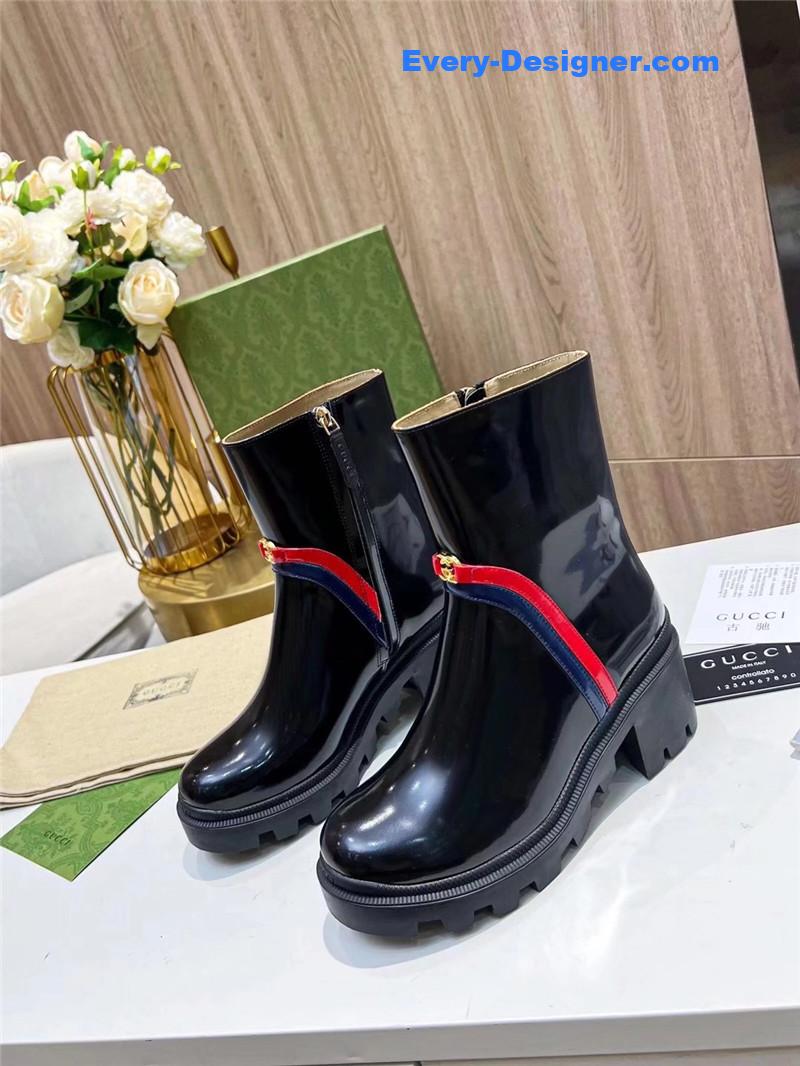 Gvc*1 black web stripe 85mm ankle boots