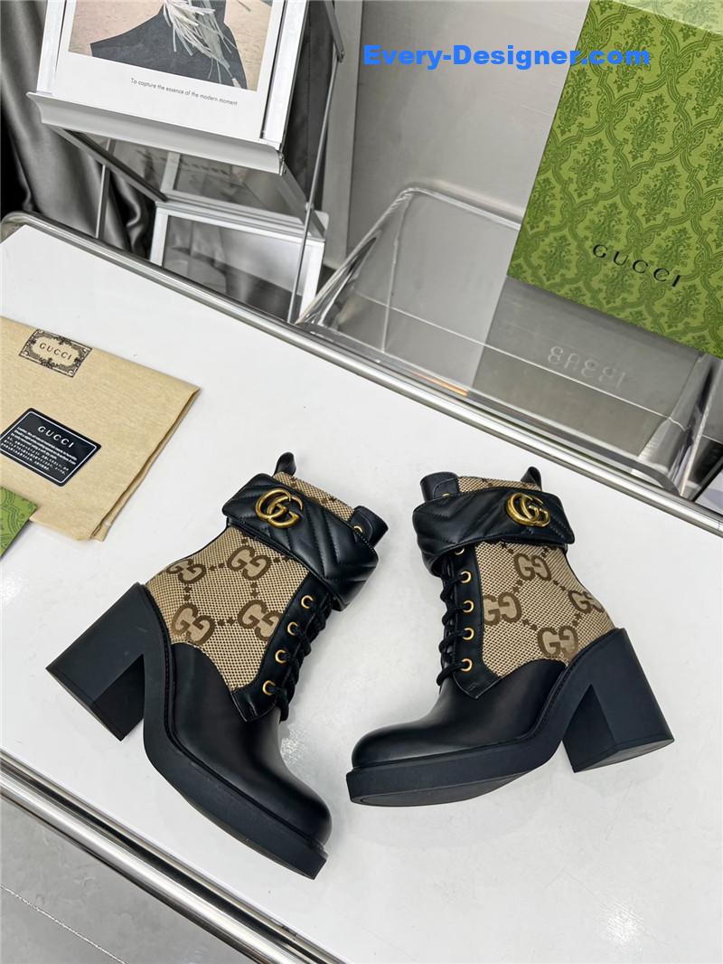 Gvc*1 double g ankle boots
