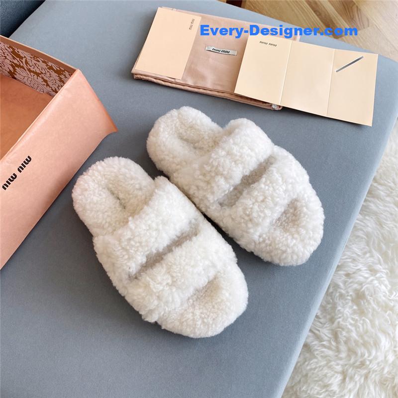 miumiu autumn and winter trendy plush slippers