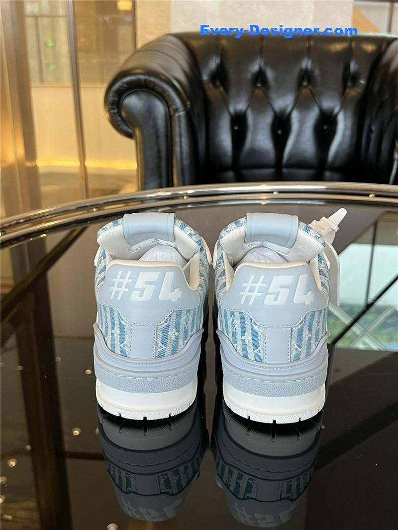 l0vis Vvtt0n lv time out sneakers