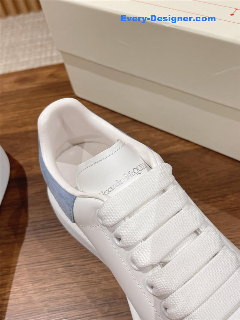 Alexander mcqueen classic all-match small white shoes
