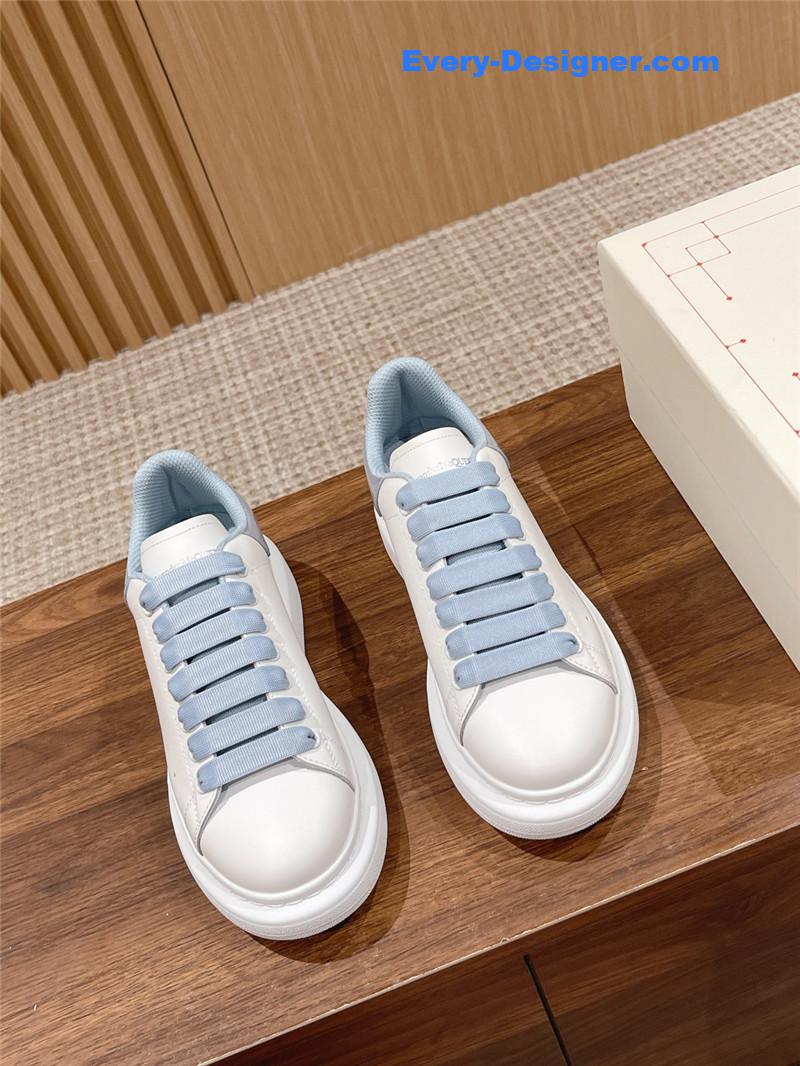 Alexander mcqueen classic all-match small white shoes