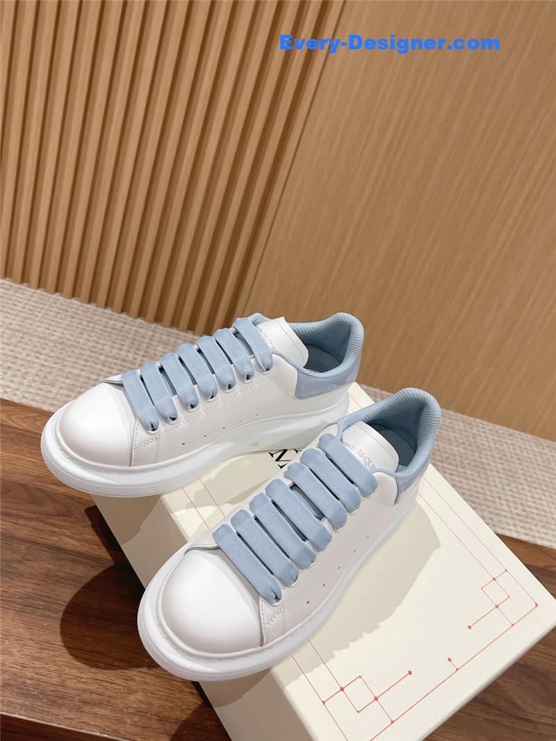 Alexander mcqueen classic all-match small white shoes
