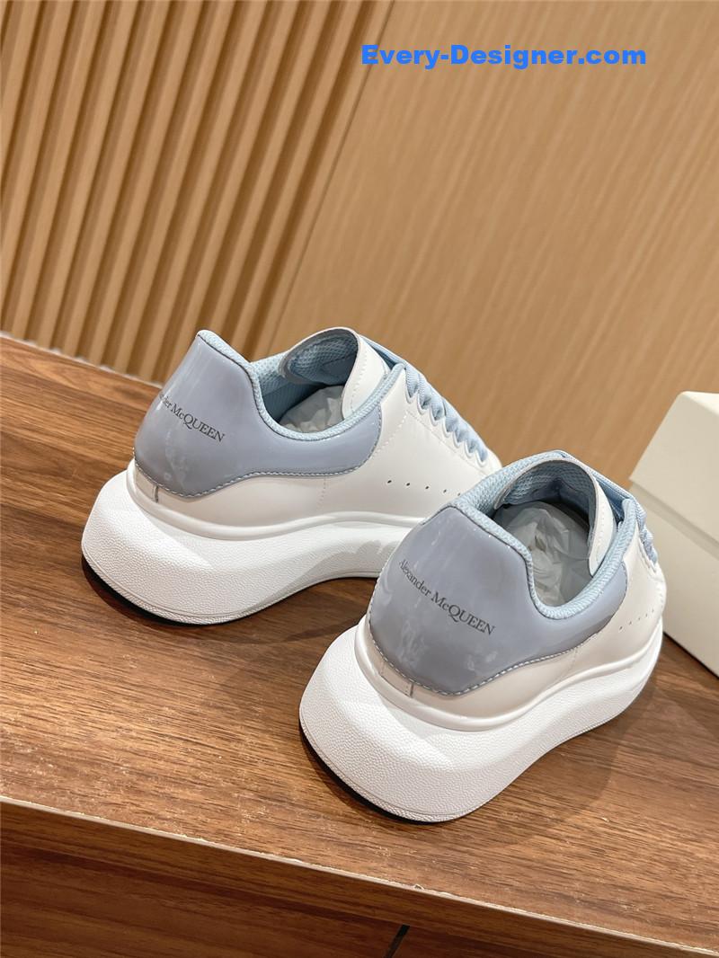 Alexander mcqueen classic all-match small white shoes
