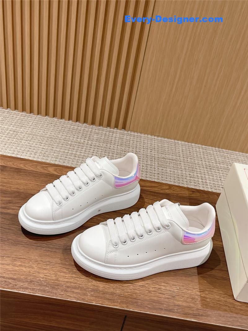 Alexander mcqueen classic all-match small white shoes