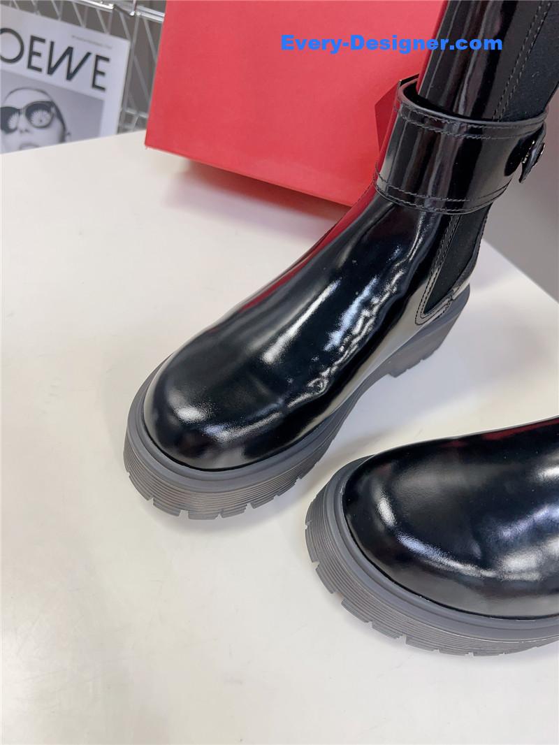 Va1e*ntin0 fall and winter catwalk boots