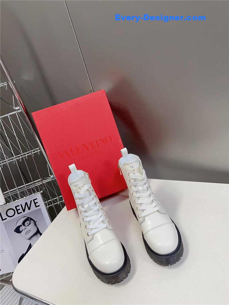 valentino fall and winter catwalk boots