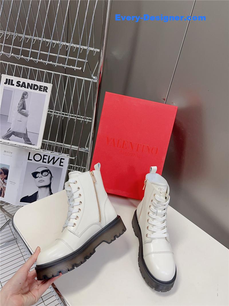 Va1e*ntin0 fall and winter catwalk boots