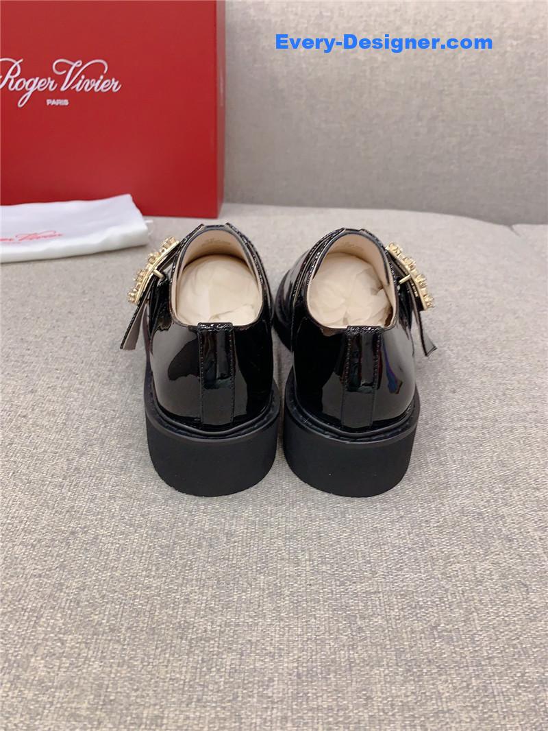roger vivier new patent leather D1am0nd buckle loafers