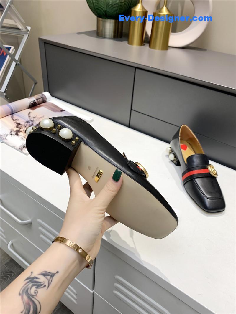 Gucci pearl heel shoes