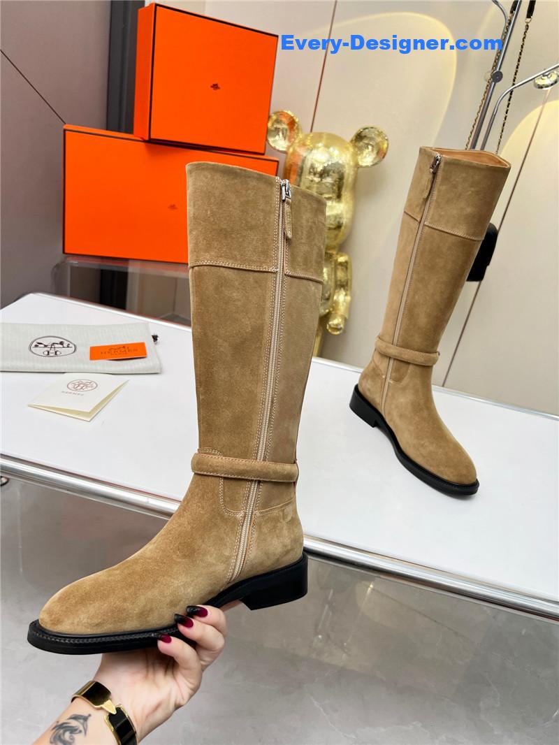 H**me5 new classic boots