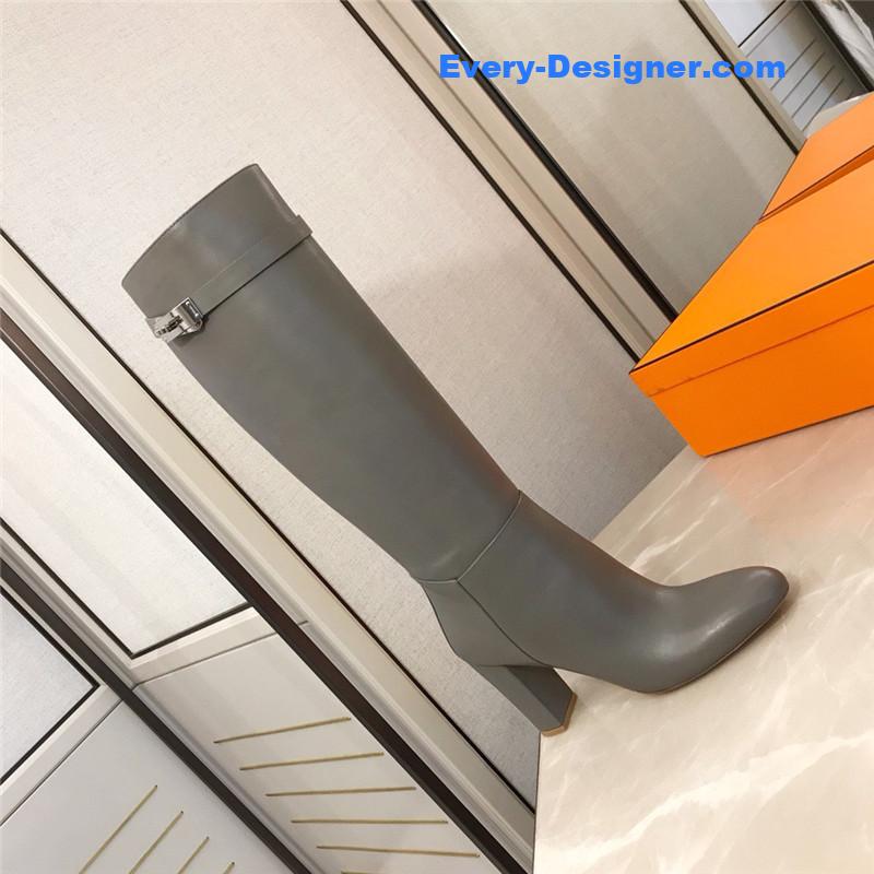 H**me5 new classic boots