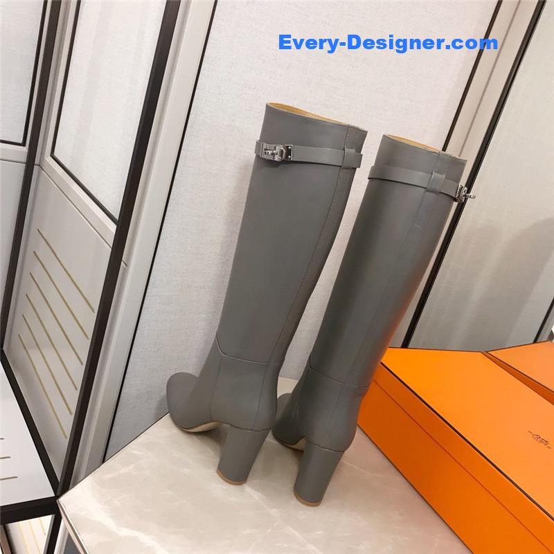 H**me5 new classic boots