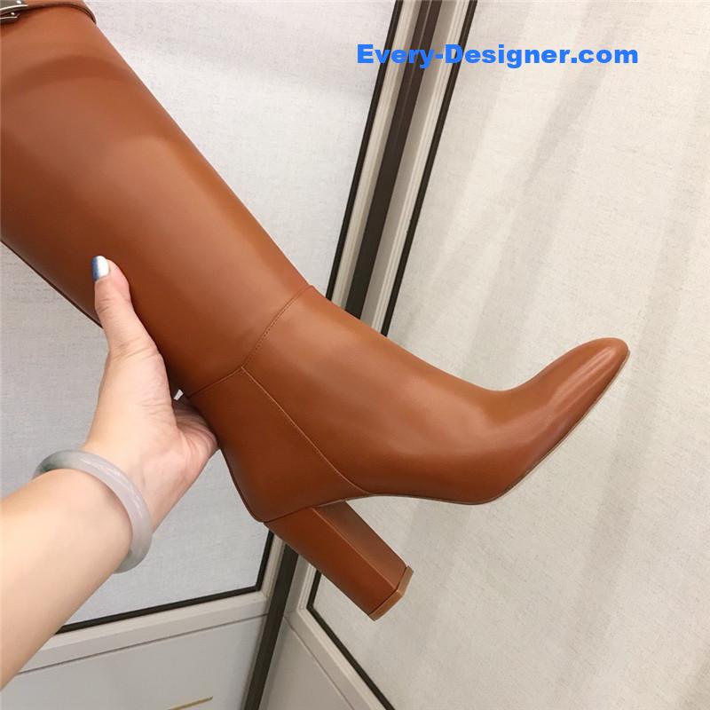 H**me5 new classic boots