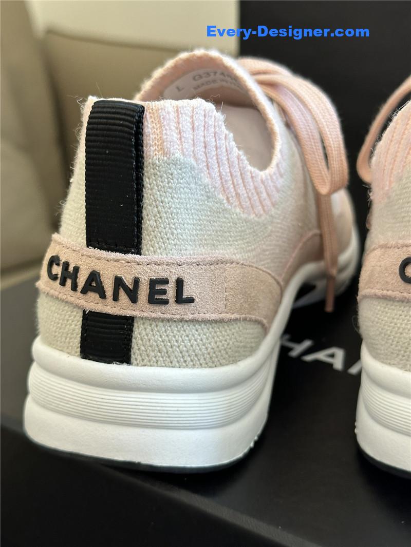 Ch**el classic socks sneakers