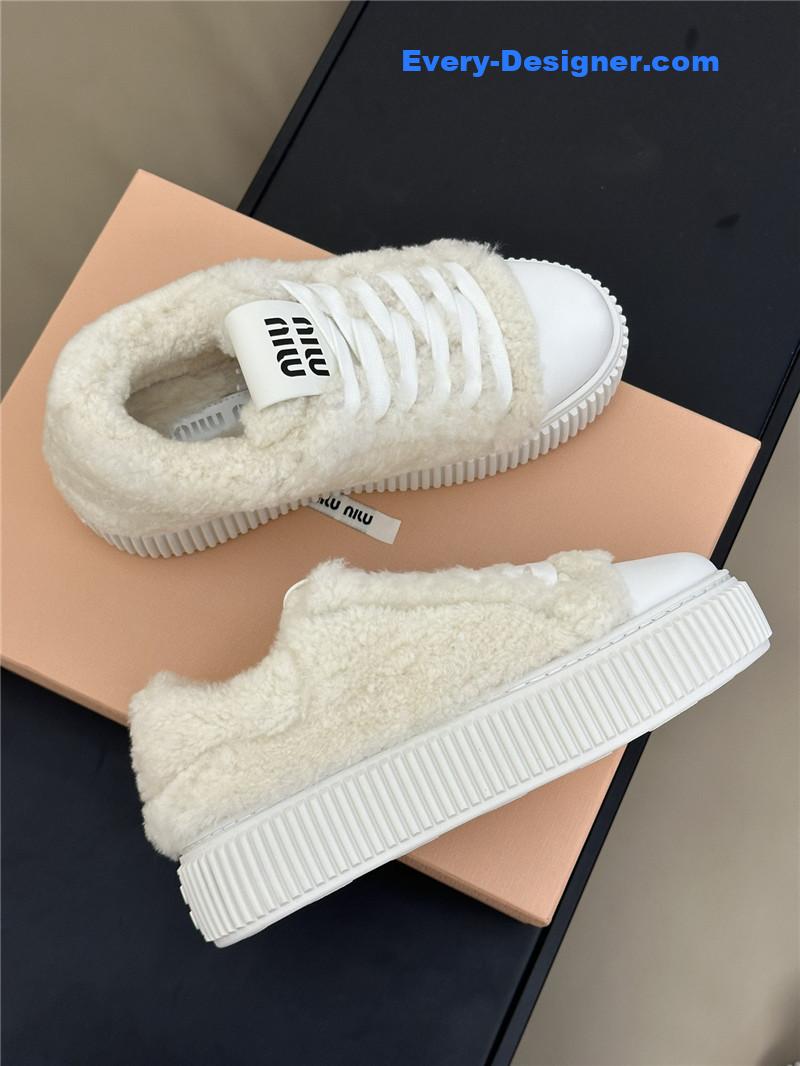 M1um1u autumn and winter lamb wool series sneakers