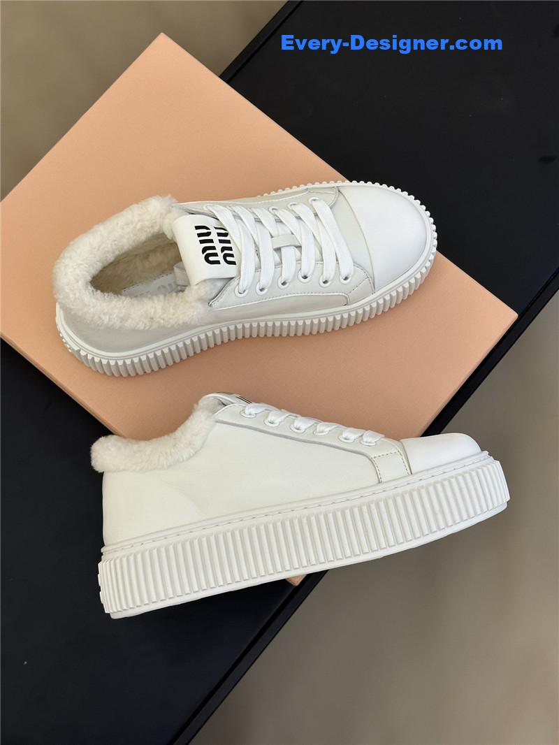M1um1u autumn and winter lamb wool series sneakers