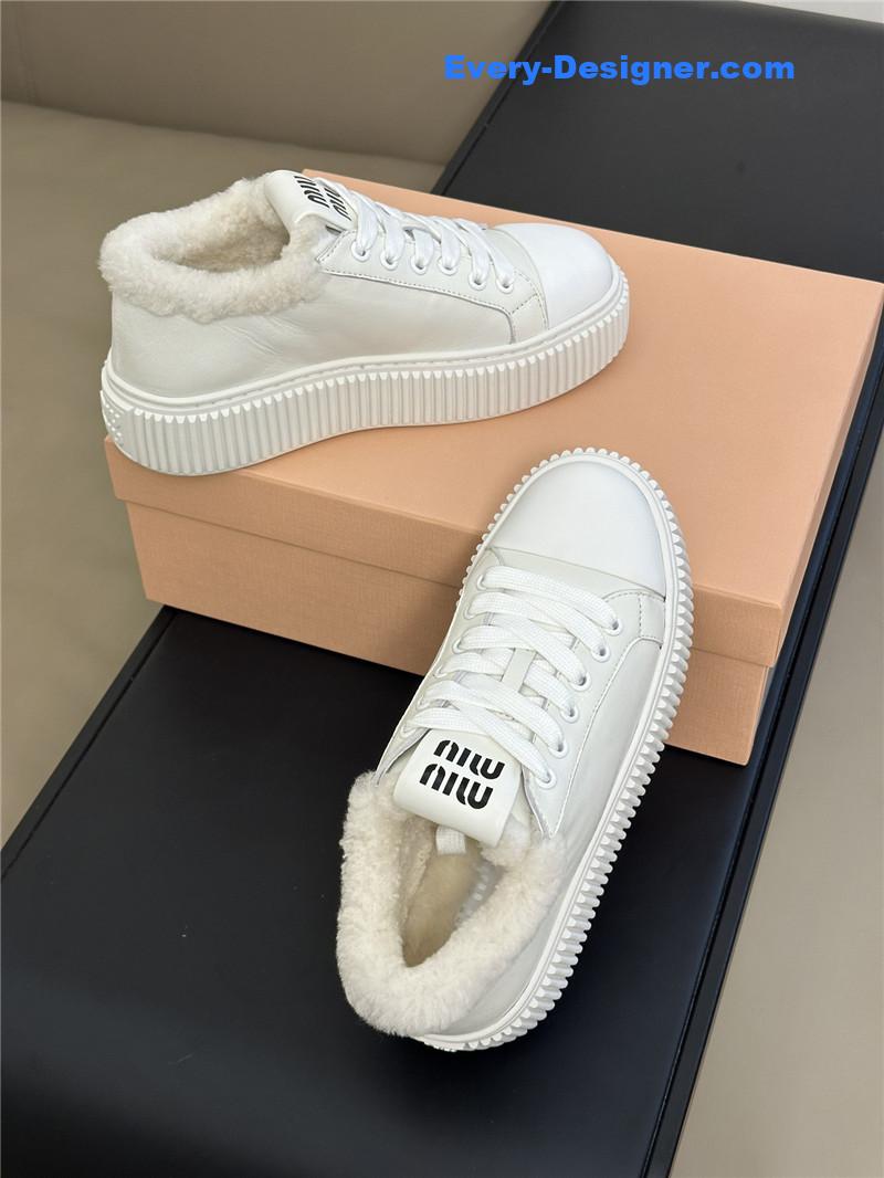 M1um1u autumn and winter lamb wool series sneakers