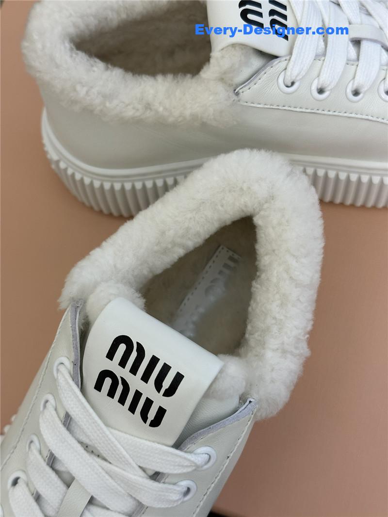 M1um1u autumn and winter lamb wool series sneakers