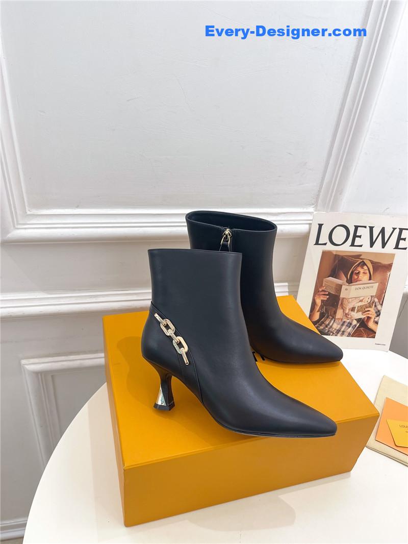 l0vis Vvtt0n lv small square toe metal heel boots