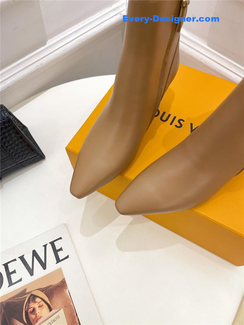 l0vis Vvtt0n lv small square toe metal heel boots